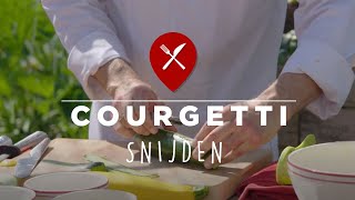 Courgetti snijden 2 manieren [upl. by Zetrauq]