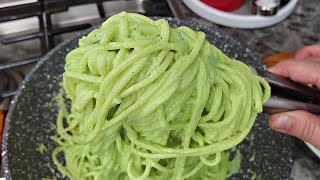 GREEN SPAGHETTI  EASY Mexican Style Green Spaghetti  Spaghetti Verde Recipe [upl. by Obmar114]