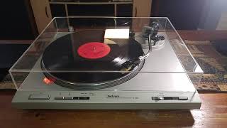 Technics SL D202 Semi Auto Direct Drive Turntable [upl. by Kramnhoj]