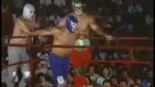 Mil Mascaras Blue Demon amp El Santo [upl. by Akinet350]