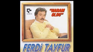 Ferdi Tayfur  Uzaklardan Gelip Geçme Yabancınmıyım [upl. by Anni]