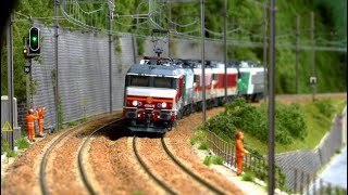 Superbe Réseau ferroviaire dans vallée de la Maurienne  Superb HO rail network in the French Alps [upl. by Grimbal]